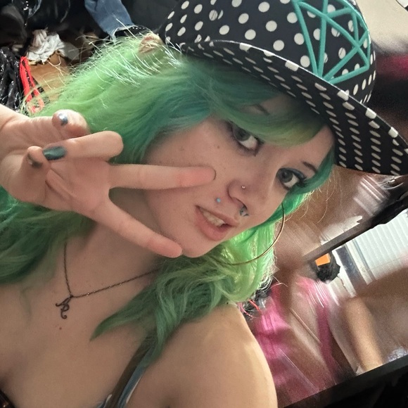 nice 2 meet u! - Picture 4 of 4